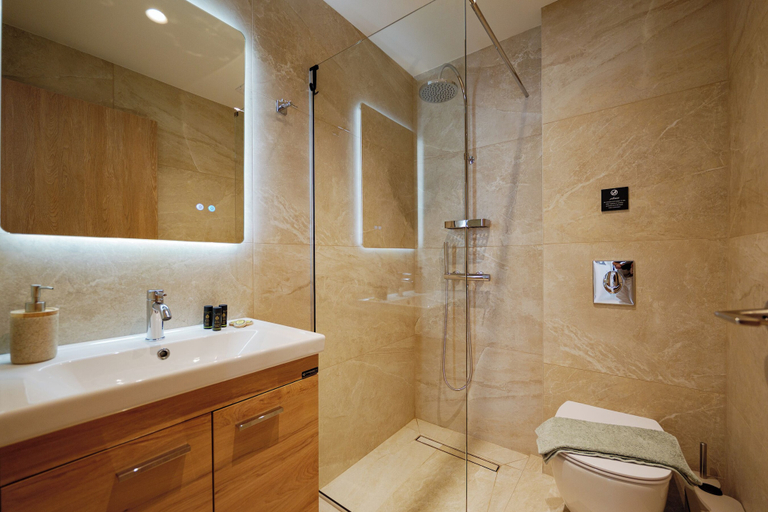 Bathroom 3, Verde De Luna Villa, Crete
