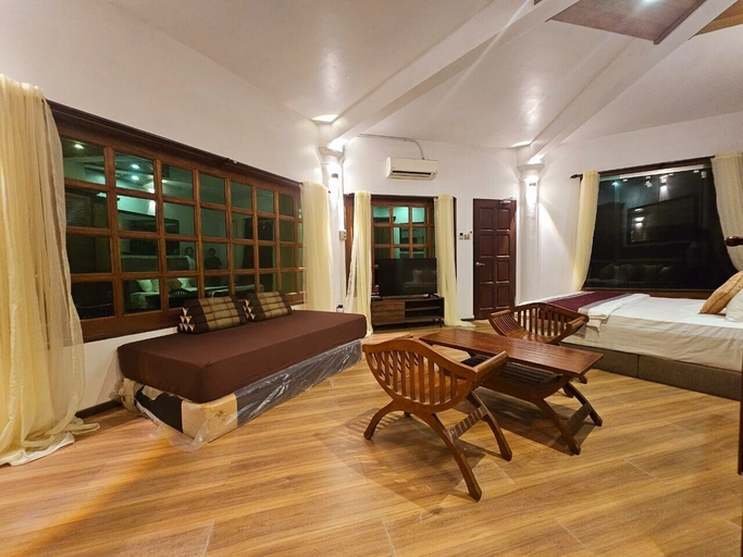 Room 5, MARINA BAY RESORT TIOMAN, Mersing