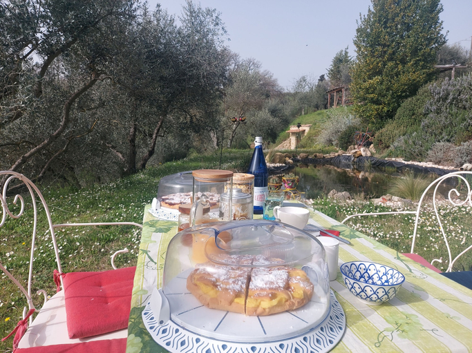 Outdoor dining 4, Laquilaelulivo, Siena