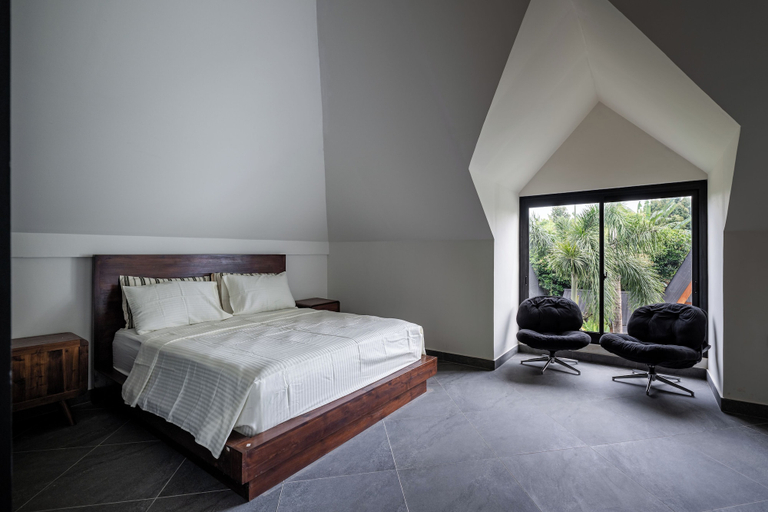Room 4, Orfeas Villas 1 - Luxury 2BR Canggu Private Pool, Rooftop Lounge, Badung