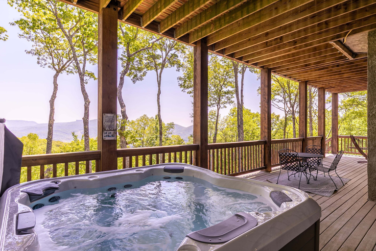 Interior 5, Sanctuary at Eagles Nest, Avery