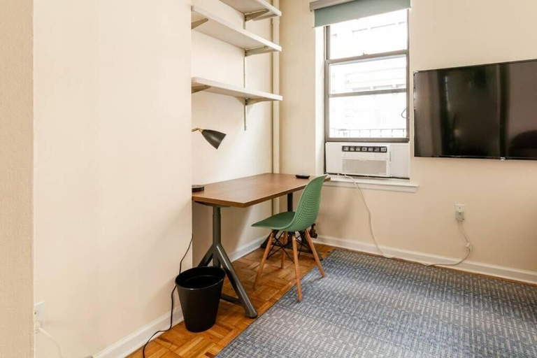 Interior 2, Large 2 Bedrooms with Queen Beds, New York