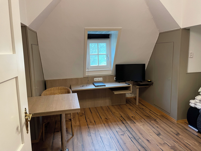 Living area 3, Landsitz Kammerburg - Verwalterwohnhaus, Rheingau-Taunus-Kreis