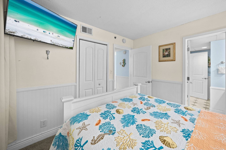 Bedroom 2, Sunbird 204w, Bay