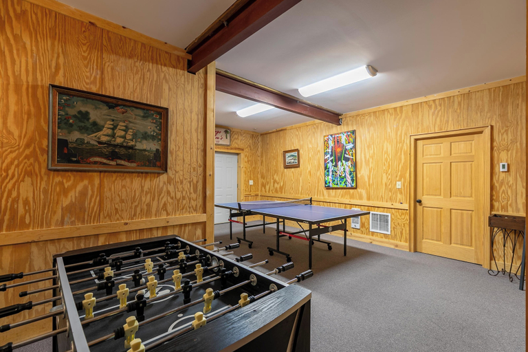 Interior 5, Boles Lodge, Watauga