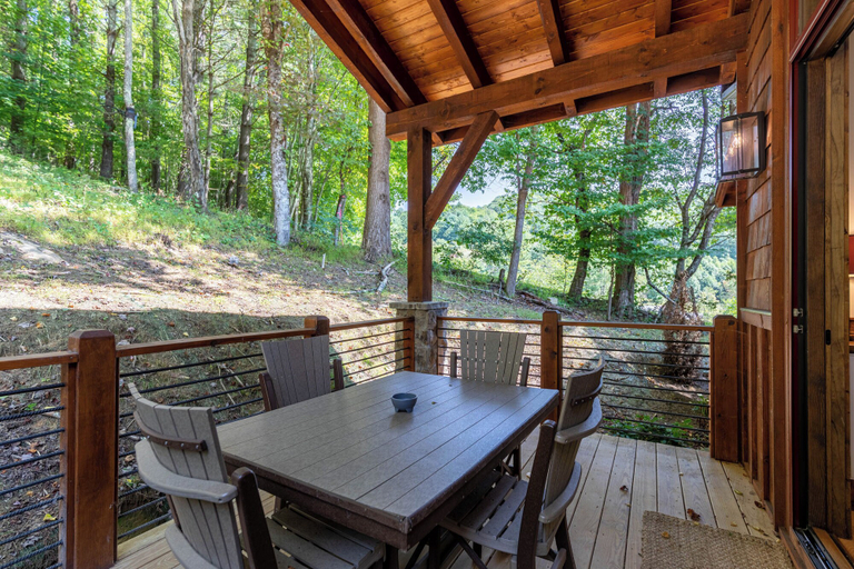 Interior 4, Apres Chalet at Eagles Nest, Avery