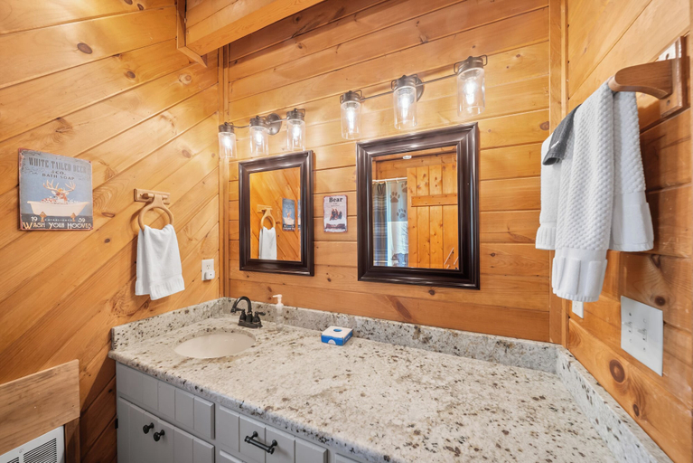 Interior 3, 5 Bears Cabin Wooded Cabin With hot Tub, Arcade Games, Pool Table, Fire pit, Watauga