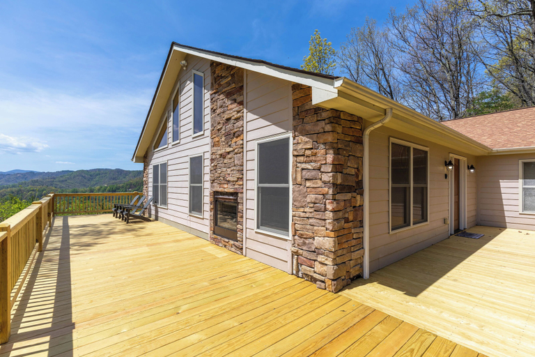 Interior 2, Grandview Getaway 10 Mins From Parkway, Hot Tub, Private, Ping Pong Table, Watauga