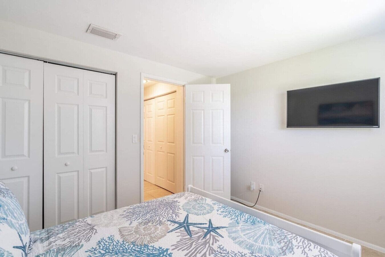 Interior 2, Seaside Serenity Steps to Beach, Collier