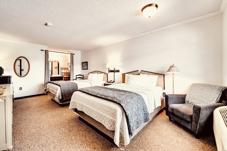 Room 5, Deerfield Inn, Clay