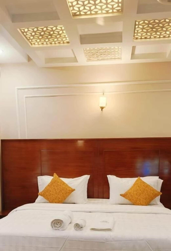 Room 2, Serene Stay, Karachi
