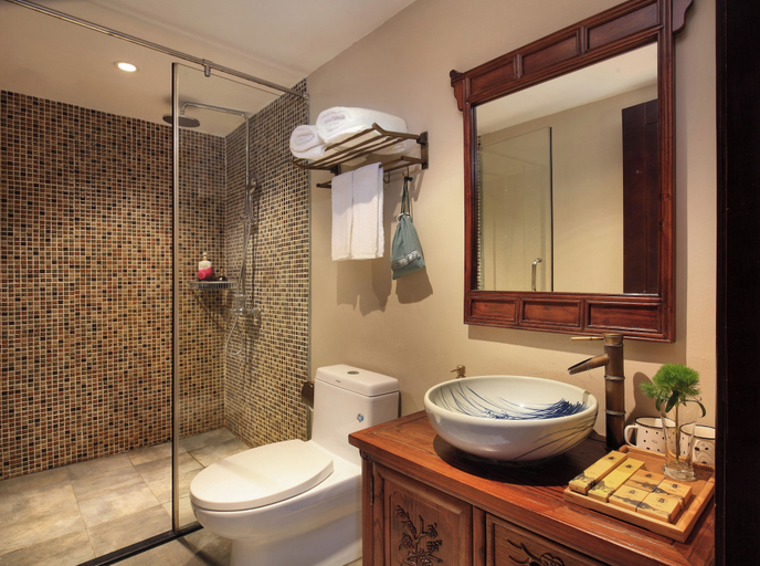 Bathroom 4, Yangshuo Lijiang Island Riverside Resor, Guilin