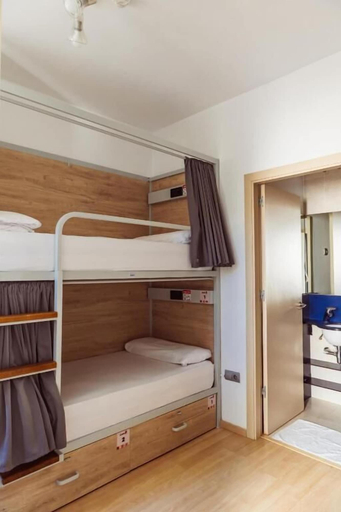Bedroom 4, Leevin Stay Barcelona, Barcelona