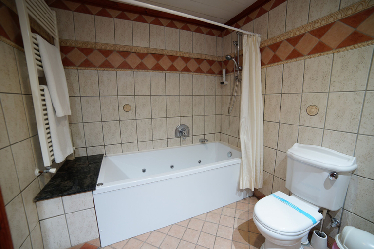 Room 2, The Mill Hotel