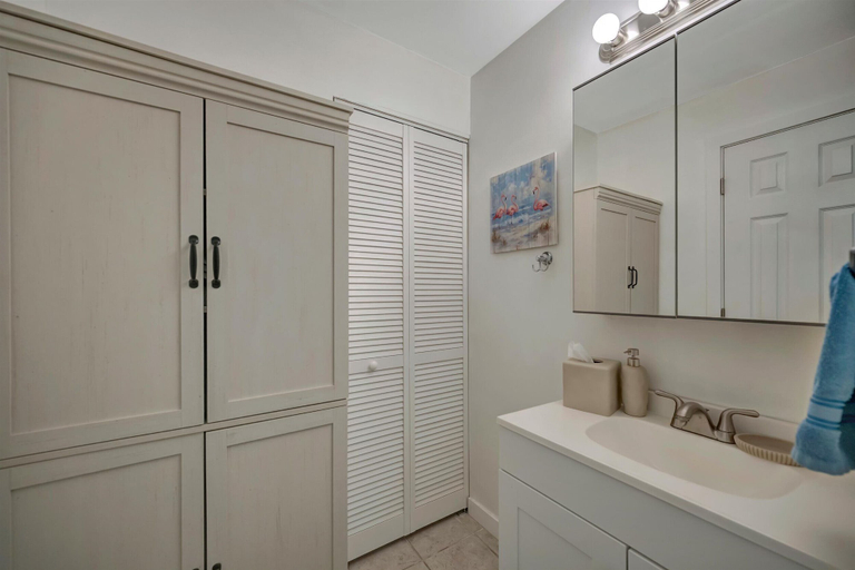 Bathroom 4, Bermuda Bay Beachside Condo, Pinellas
