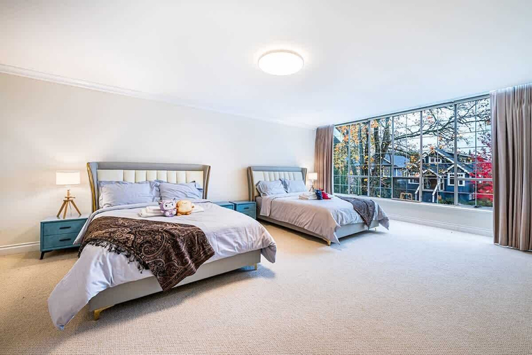 Room 4, Comfortable Room in a Shared Home, Greater Vancouver