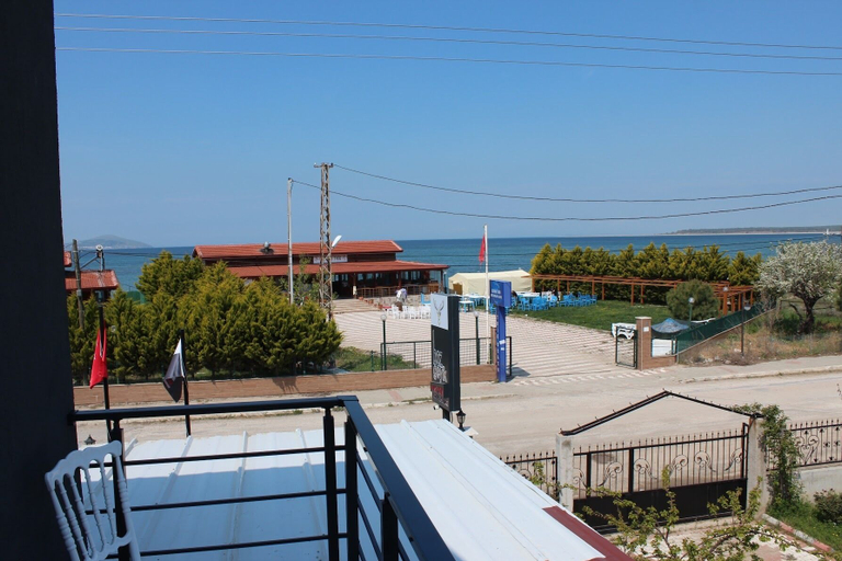 Property grounds, Bozgeyik Pansiyon, Ezine
