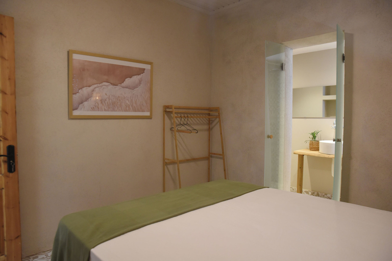 Room 5, Village Escape House by CorfuEscapes, Ionian Islands