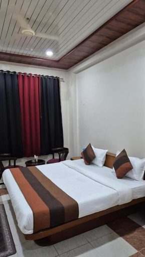 Room 4, Hotel Dhola Maru, Kota