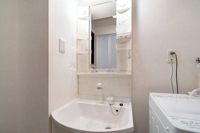 Bathroom 3, Best Residence Kujo, Osaka