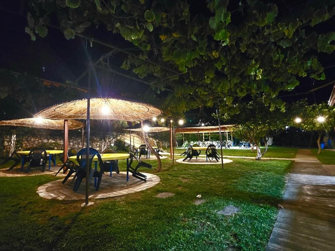 Outdoor dining 4, Guest House Luiza, Sarandës