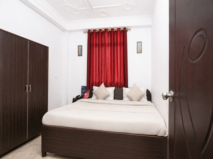 Room 4, Hotel Opluence, Pithoragarh