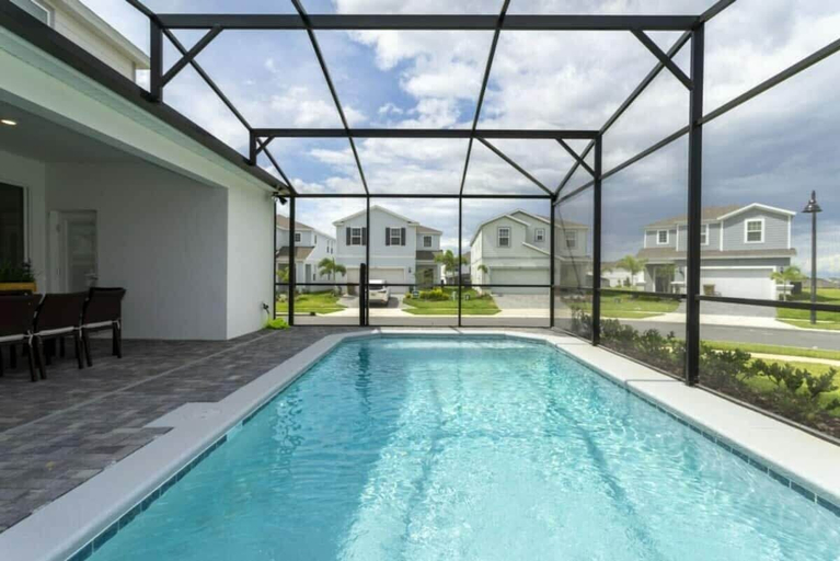 Pool 5, Luxurious Windsor Island Resort House w/ Private Pool & Game Room, Polk