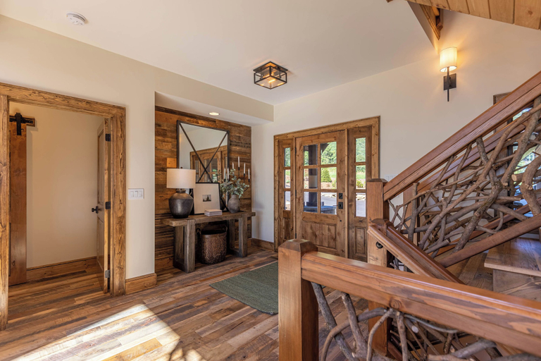 Interior 4, Almost Heaven at Eagles Nest, Avery