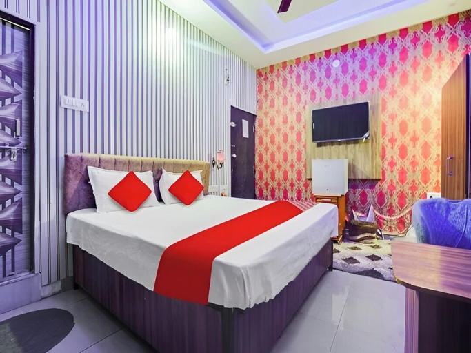 Others 5, Hotel NDH 47, Nagpur