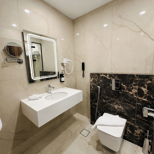 Bathroom 3, Ten Hills Hotel, Amman