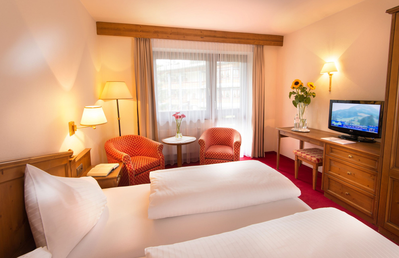 Bedroom 3, Hotel Dachstein, Sankt Johann im Pongau