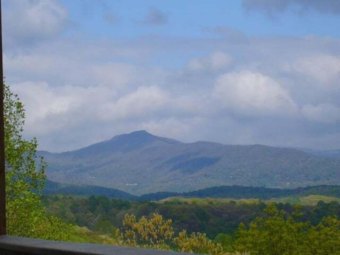 Interior 5, Misty Mountain Hideaway, Watauga