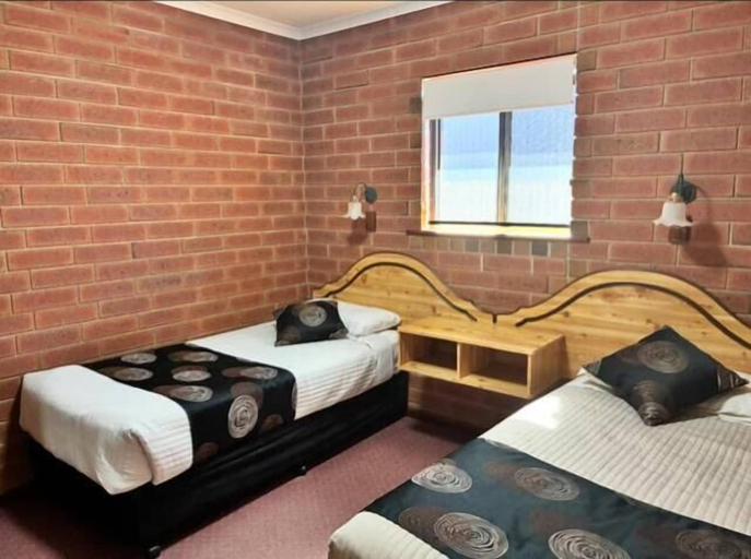 Room 5, Edithburgh Seaside Motel, Yorke Peninsula - South