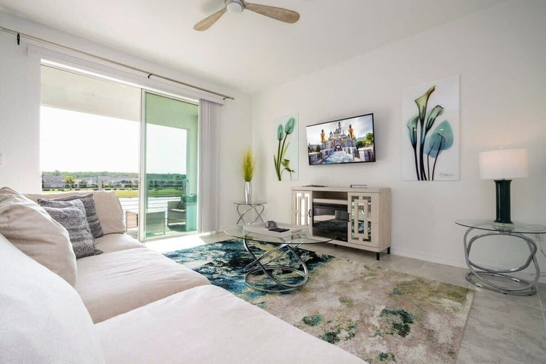 Living area 4, Themed Family Apartment With Pool Near Disney, Osceola