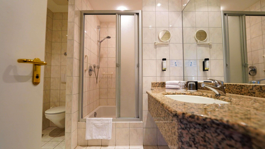 Bathroom 5, Gut Matheshof BW Signature Collection, Amberg-Sulzbach