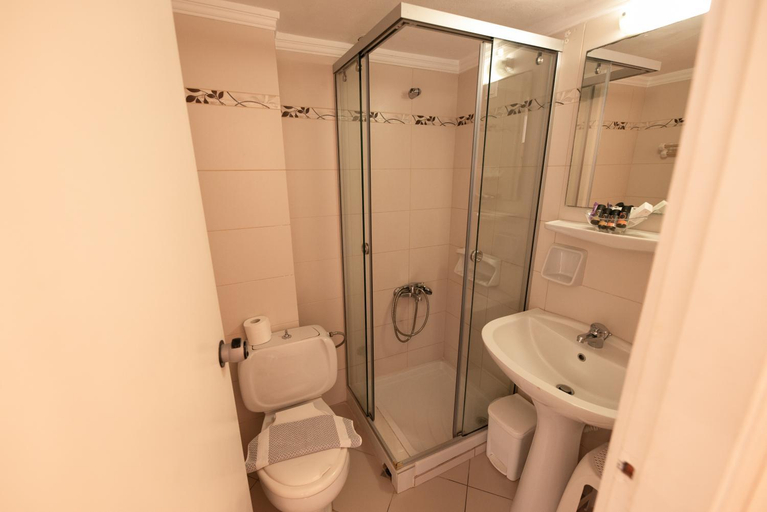 Bathroom 4, Chrispy City Living ex Nefeli, Crete