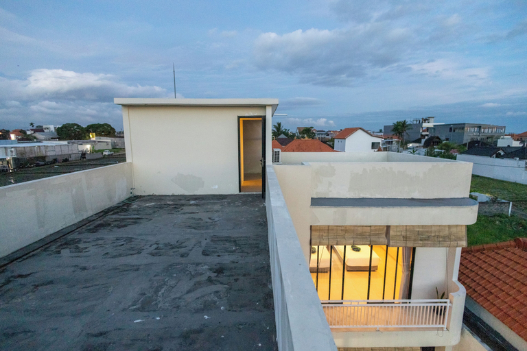 Rooftop terrace, Shrivatsa Home Villa, Badung