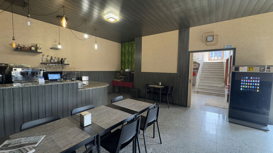 Food & Drinks 4, Hotel Reels, Águeda