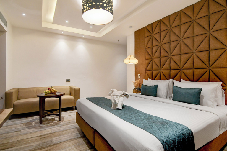 Room 4, Kzar Central, Kolkata
