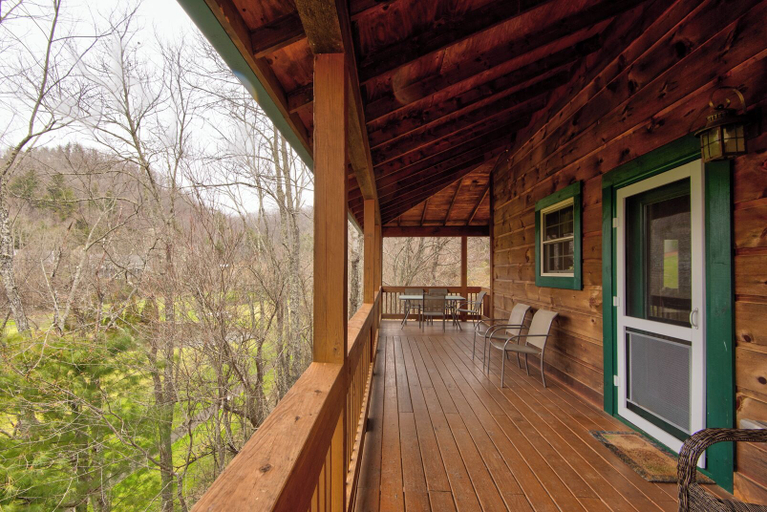 Others 3, A Happy Roost, Watauga