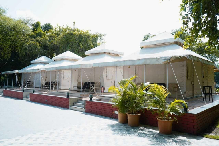 Property grounds, Unwind Resort, Dewas