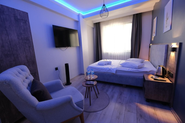 Room 5, Luna Suites Hotel, Merkez
