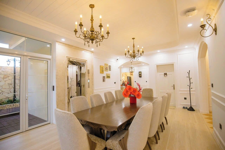 Private kitchen 5, Silent Night Villa, Lạc Dương