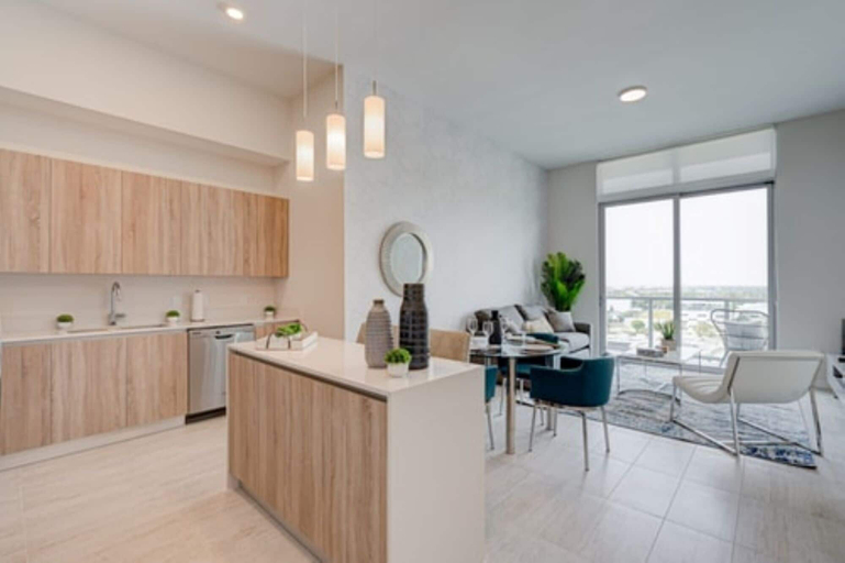 Private kitchen 5, Quadro, Miami-Dade