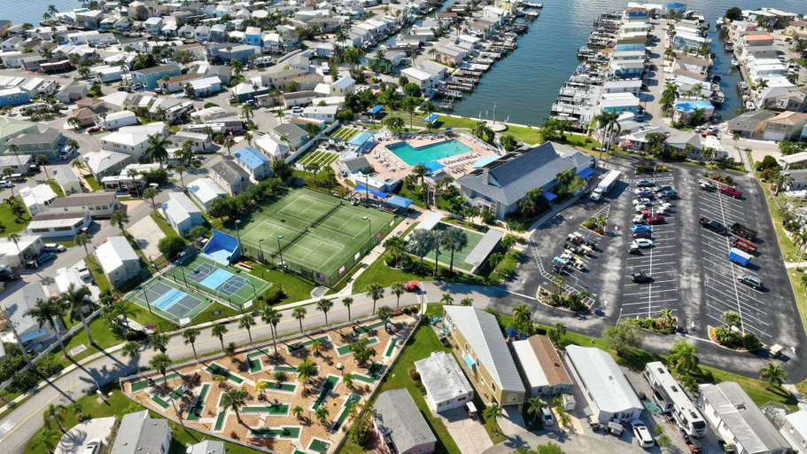 Interior 3, Beachbound 2BR Apt 1282, Saint Lucie