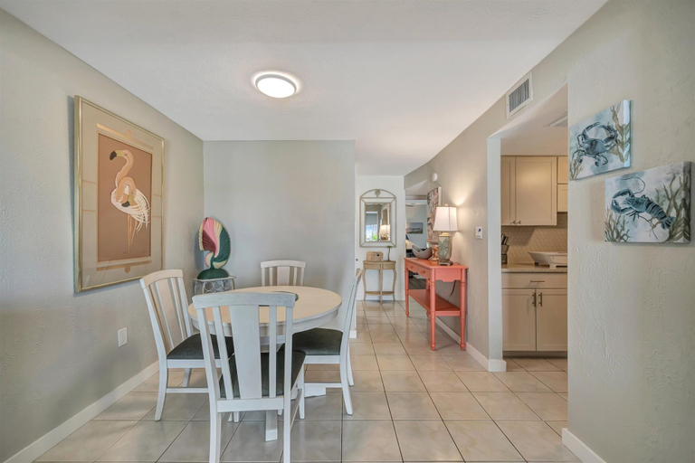 Dining 2, Bermuda Bay Beachside Condo, Pinellas
