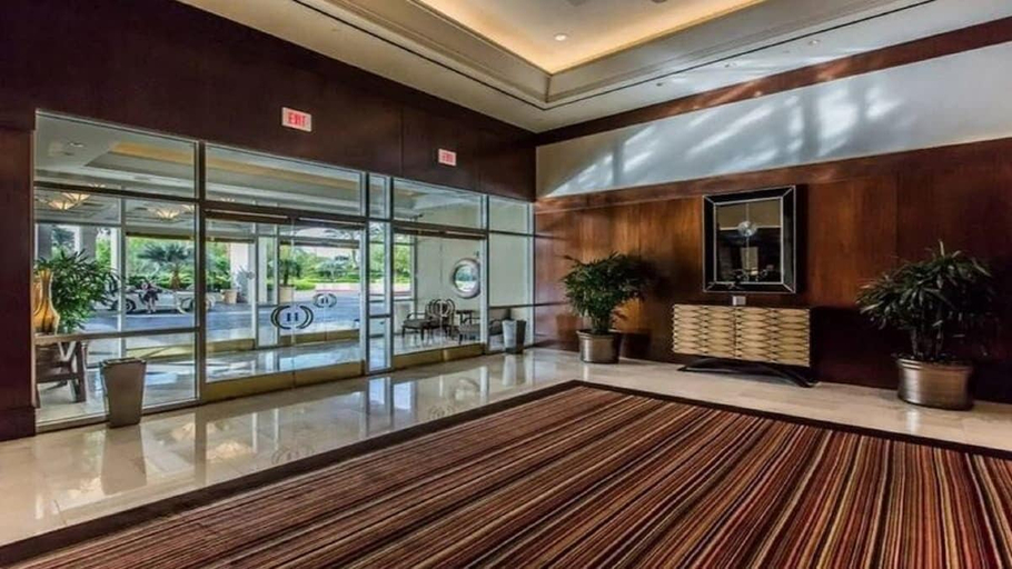 Interior 2, Free Valet Parking MGM Studio 1911, Clark