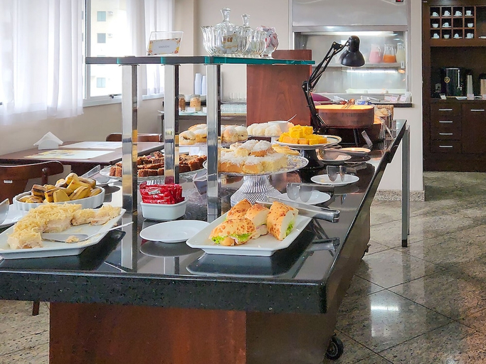 Food & Drinks 5, Triangulo Apart Hotel, Vitoria