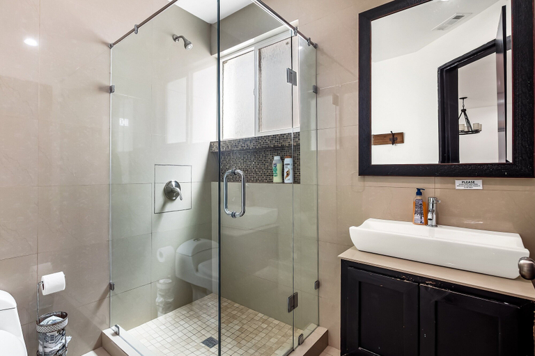 Bathroom 5, 2-story Dog-friendly Villa With Outdoor Pool, Patio, 2 Balconies, Streaming, AC, Tijuana