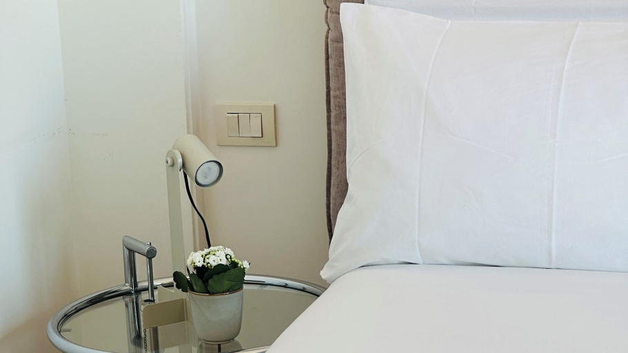 Room 4, Terrazza Urania, Rome